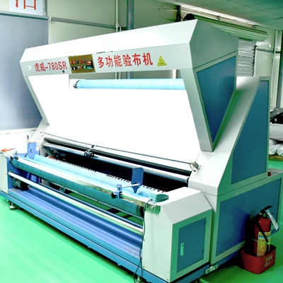 Choosing the Right Custom Surf Hat for Your Surfing Needs